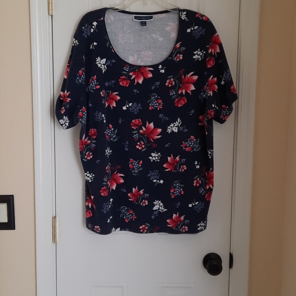 Karen Scott Navy Flowered Top sz 3X
